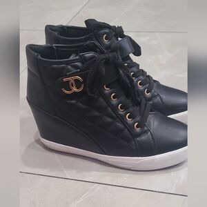 Juicy Couture Black Quilted Wedge Lace-Up Sneaker Booties with Gold Accents